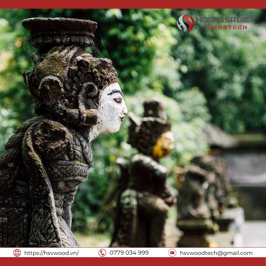 Tượng trang trí giúp khu vườn có điểm nhấn độc đáo